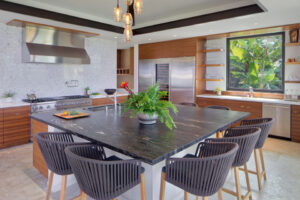 Hualalai Modern home design by Henderson Design Group